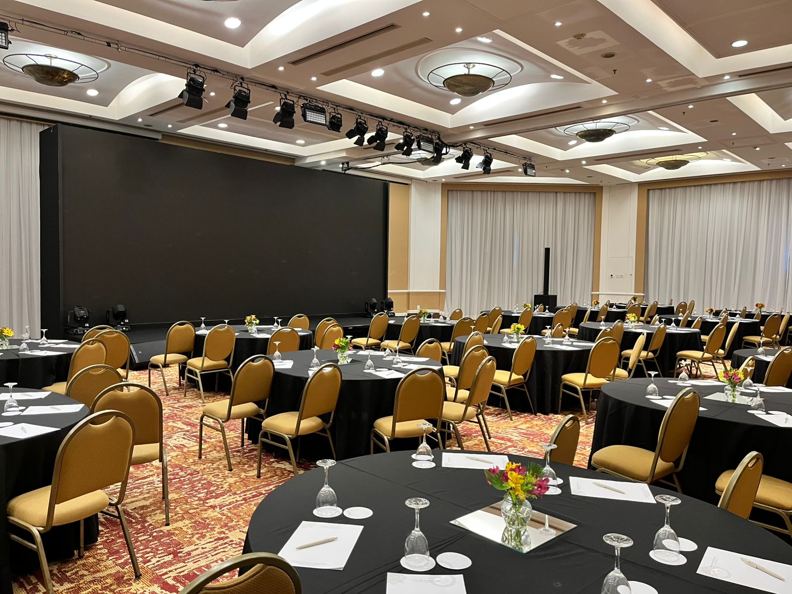 WhatsApp Image 2025-10-09 at 16.49.58 (1)