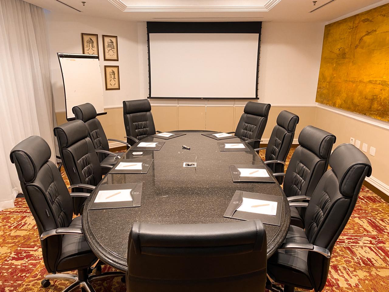 WhatsApp Image 2025-10-09 at 16.50.00 (1)